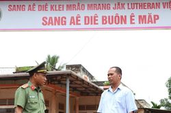 Trung tá công an người Ê Đê: Gần dân, hóa giải những mầm mống bất an ở buôn làng
