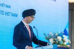 Singapore-Việt Nam hợp tác về chăm sóc và điều trị mắt chất lượng cao