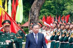 Tổng Bí thư, Chủ tịch nước thăm và làm việc với Sư đoàn bộ binh cơ giới 308