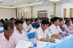 Gắn bồi dưỡng c&aacute;n bộ với mục ti&ecirc;u ph&aacute;t triển bền vững v&ugrave;ng d&acirc;n tộc thiểu số