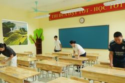 Hối hả tr&ecirc;n c&aacute;c c&ocirc;ng trường x&acirc;y dựng trường nội tr&uacute; li&ecirc;n cấp