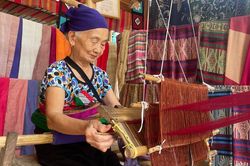 Khi nhà sàn, thổ cẩm trở thành 'tài sản du lịch' của người dân miền núi