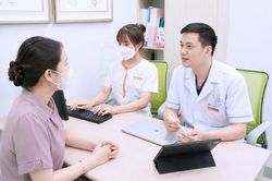 Người phụ nữ 40 tuổi phát hiện mãn kinh sớm sau 4 năm chủ quan