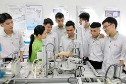 Đà Nẵng: Các ngành mũi nhọn thiếu hụt lao động có tay nghề cao