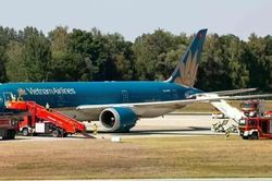 Sau sự cố VN34, Bộ Xây dựng yêu cầu Vietnam Airlines rà soát toàn bộ quy trình an toàn