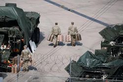 Quan hệ Mỹ - Hàn Quốc thay đổi ra sao dưới thời ông Trump?