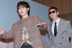RM và J-Hope (BTS) đối mặt làn sóng chỉ trích