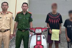 'Bốc đầu' xe máy, thiếu niên 15 tuổi bị tịch thu phương tiện