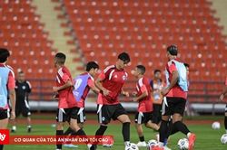 Singapore quyết tâm tạo địa chấn, HLV Gavin Lee kêu gọi các cầu thủ bình tĩnh trước Thái Lan