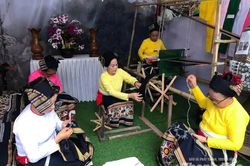 Khi văn h&oacute;a trở th&agrave;nh t&agrave;i nguy&ecirc;n du lịch ở x&atilde; Vạn Xu&acirc;n