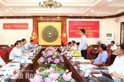 Tập trung x&acirc;y dựng đội ngũ c&aacute;n bộ &ldquo;tinh, gọn, mạnh&rdquo;