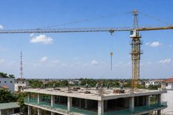 Đẩy nhanh tiến độ xử lý kiến nghị trong lĩnh vực công nghiệp, xây dựng và quy hoạch
