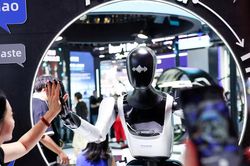 'Cú sốc Trung Quốc' có thể xuất hiện trong cuộc đua robot và AI vật lý