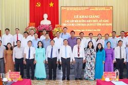 An Giang bồi dưỡng kỹ năng quản trị, ứng dụng AI cho 226 c&aacute;n bộ