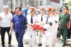 Đưa liệt sĩ về quê hương
