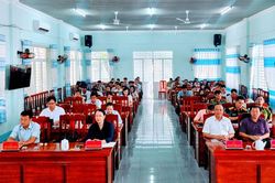 X&atilde; Ninh Hải qu&aacute;n triệt c&aacute;c văn bản mới của Đảng