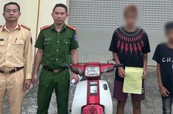 Lào Cai: Điều khiển mô tô chạy bằng 1 bánh, thiếu niên bị tịch thu phương tiện