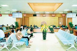 Đẩy mạnh phong trào thi đua thực hiện thắng lợi mục tiêu tăng trưởng bền vững “2 con số”