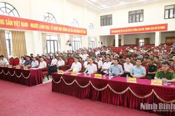 X&atilde; B&igrave;nh Sơn tổ chức Ng&agrave;y hội To&agrave;n d&acirc;n bảo vệ an ninh Tổ quốc