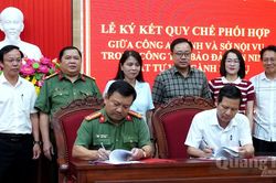 K&yacute; kết quy chế phối hợp giữa C&ocirc;ng an tỉnh v&agrave; Sở Nội vụ