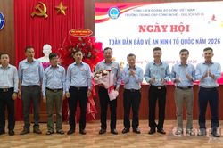 Trường trung cấp Công nghệ-Du lịch số 10: Tổ chức Ngày hội 'Toàn dân bảo vệ an ninh Tổ quốc'