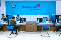 Áp lực xử lý nợ xấu, ngân hàng đua bán tài sản bảo đảm