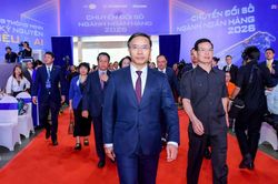 Chuyển đổi số ngành Ngân hàng: Nâng cao năng suất, giảm chi phí xã hội, mở rộng khả năng tiếp cận dịch vụ