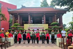 Học viện Ch&iacute;nh trị CAND kh&aacute;nh th&agrave;nh Nh&agrave; tưởng niệm Chủ tịch Hồ Ch&iacute; Minh