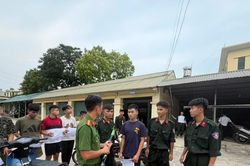 Cảnh s&aacute;t cơ động kịp thời ngăn chặn vụ hỗn chiến, bắt giữ 14 đối tượng