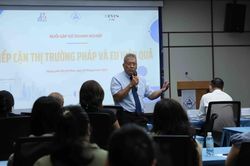 Th&aacute;o gỡ 'điểm nghẽn' để h&agrave;ng Việt chinh phục thị trường Ph&aacute;p v&agrave; EU