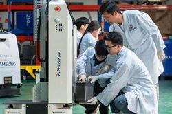 Thu h&uacute;t nh&acirc;n t&agrave;i bằng thể chế, ph&aacute;t huy nh&acirc;n t&agrave;i bằng m&ocirc;i trường cống hiến