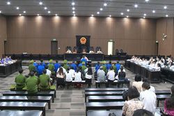 Xét xử cựu Thứ trưởng nhận hối lộ 16 tỷ đồng