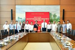 Công bố Quyết định của Ban Thường vụ Đảng ủy Quốc hội về công tác cán bộ