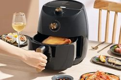 Mở nồi chi&ecirc;n kh&ocirc;ng dầu khi đang nấu, b&agrave; nội trợ cần lưu &yacute; điều n&agrave;y