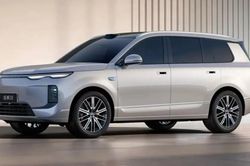 BYD Sealion 08 mở bán: Sạc pin nhanh từ 10% lên 97% trong 9 phút