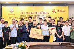 Đội b&oacute;ng b&agrave;n CAND nhận thưởng hơn 2,2 tỷ đồng sau th&agrave;nh t&iacute;ch ấn tượng