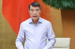 Thủ tướng: Cắt chi ph&iacute; trung gian để thuốc đến tay người bệnh gi&aacute; thấp nhất