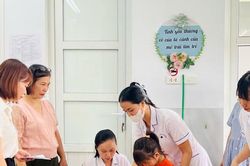 X&atilde; &Ocirc; Di&ecirc;n kh&aacute;m sức khỏe định kỳ miễn ph&iacute; cho trẻ em