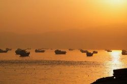 Xung đột Mỹ - Iran: Ánh sáng nào cuối đường hầm?