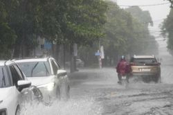 10 tỉnh th&agrave;nh ứng ph&oacute; với &aacute;p thấp nhiệt đới tr&ecirc;n Biển Đ&ocirc;ng