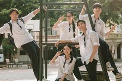 Phim giờ vàng VTV có nên đổi diễn viên giữa chừng khiến khán giả hụt hẫng?