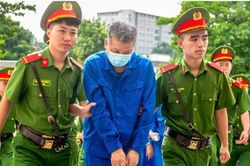 Mánh khóe buộc doanh nghiệp phải chi tiền trong vụ cựu thứ trưởng nhận hối lộ