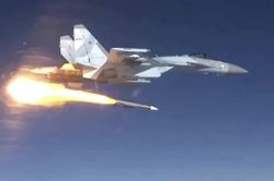 Su-35S Nga được cho là đã hạ MiG-29 Ukraine khi đang thả bom lượn