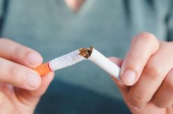 Tư vấn cai nghiện thuốc l&aacute; ng&agrave;y c&agrave;ng được ch&uacute; trọng