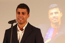 Rodri vừa nói ra điều Real Madrid không muốn nghe