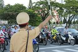 Bảo đảm trật tự, an toàn giao thông dịp nghỉ lễ 02/9 và tháng cao điểm học sinh đến trường