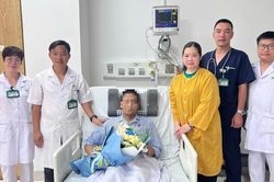 Một th&aacute;ng nguy kịch do Covid-19, bệnh nh&acirc;n được cứu sống nhờ can thiệp ECMO