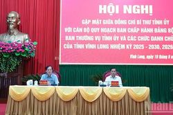 Bí thư Tỉnh ủy Vĩnh Long gặp gỡ và trao đổi với cán bộ thuộc diện quy hoạch