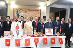 Tập thơ 'Nhật ký trong tù' được dịch ra tiếng Urdu - ngôn ngữ quốc gia của Pakistan