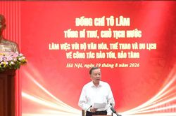 Gìn giữ, tiếp nối mạch nguồn lịch sử, văn hóa và bản sắc Việt Nam
